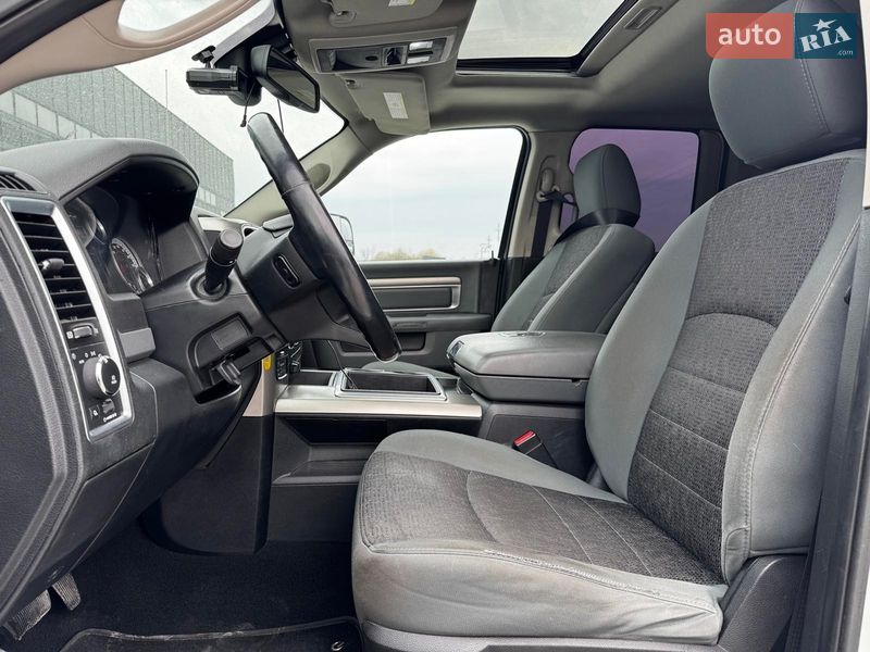 Пикап Dodge RAM 1500 2015 в Львове