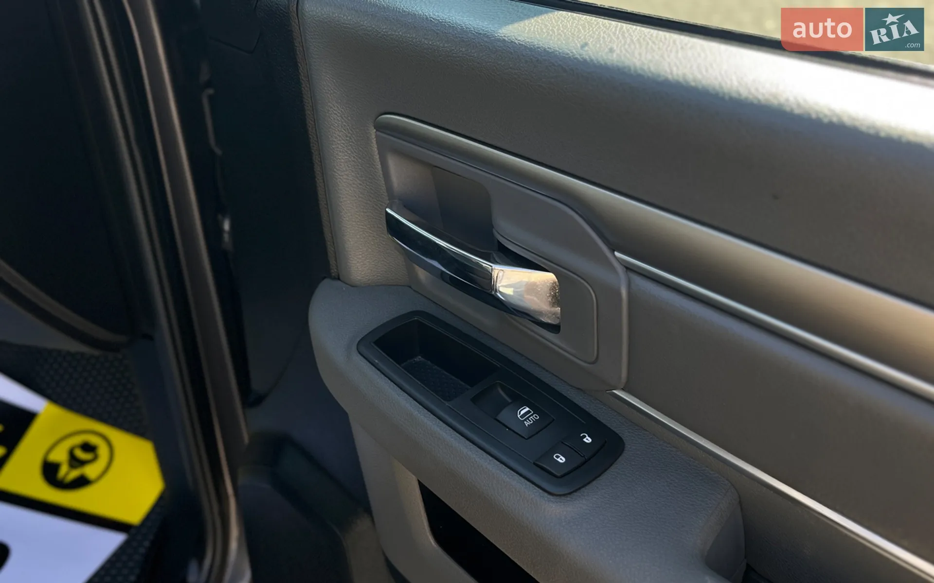 2016 Dodge RAM - мініатюра 24