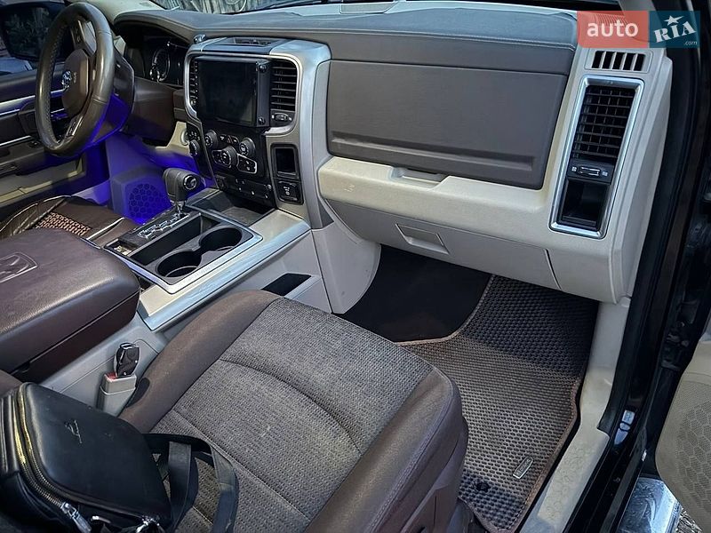 Пикап Dodge RAM 1500 2013 в Виннице