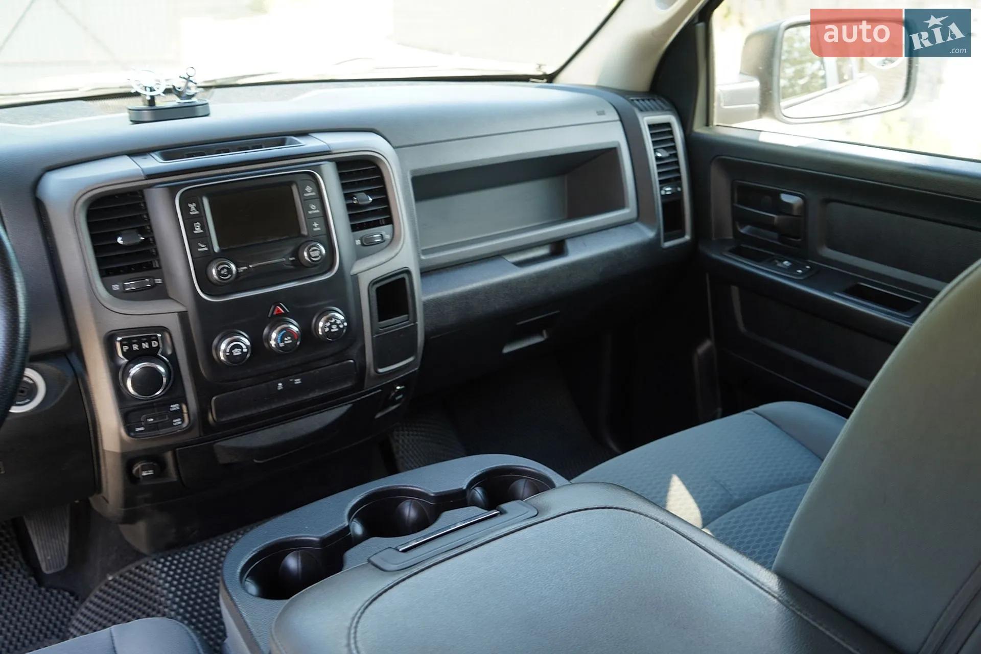 2016 Dodge RAM - мініатюра 23