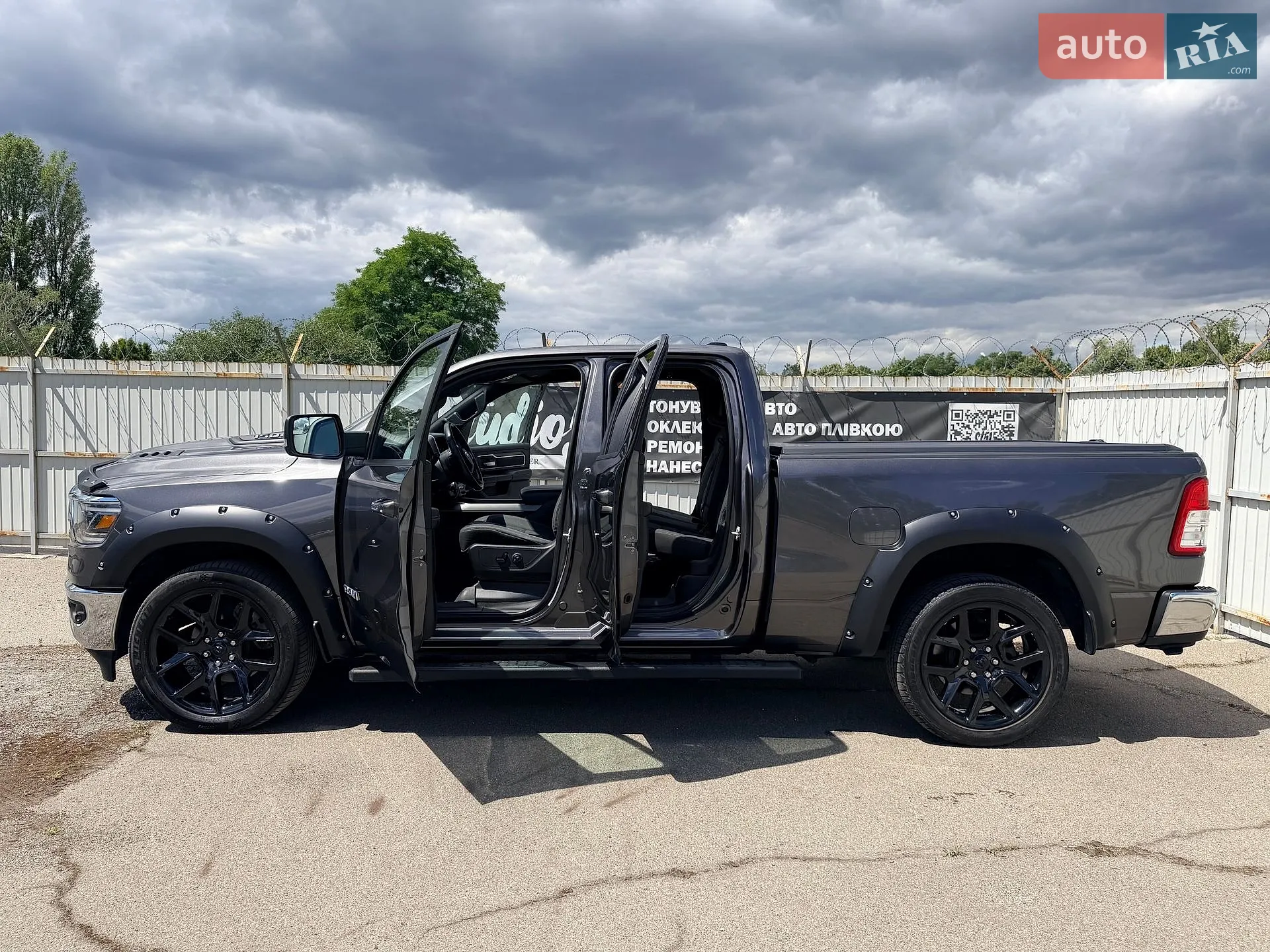 2020 Dodge RAM - мініатюра 19