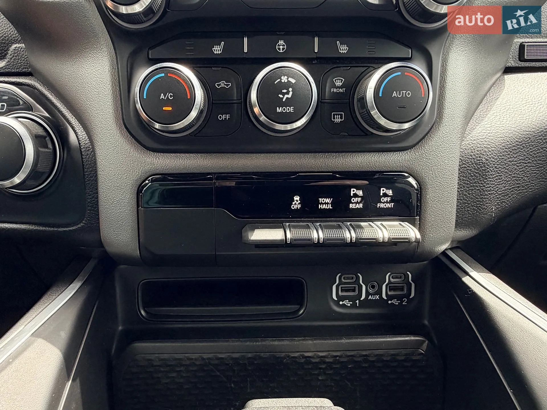 2020 Dodge RAM - мініатюра 81