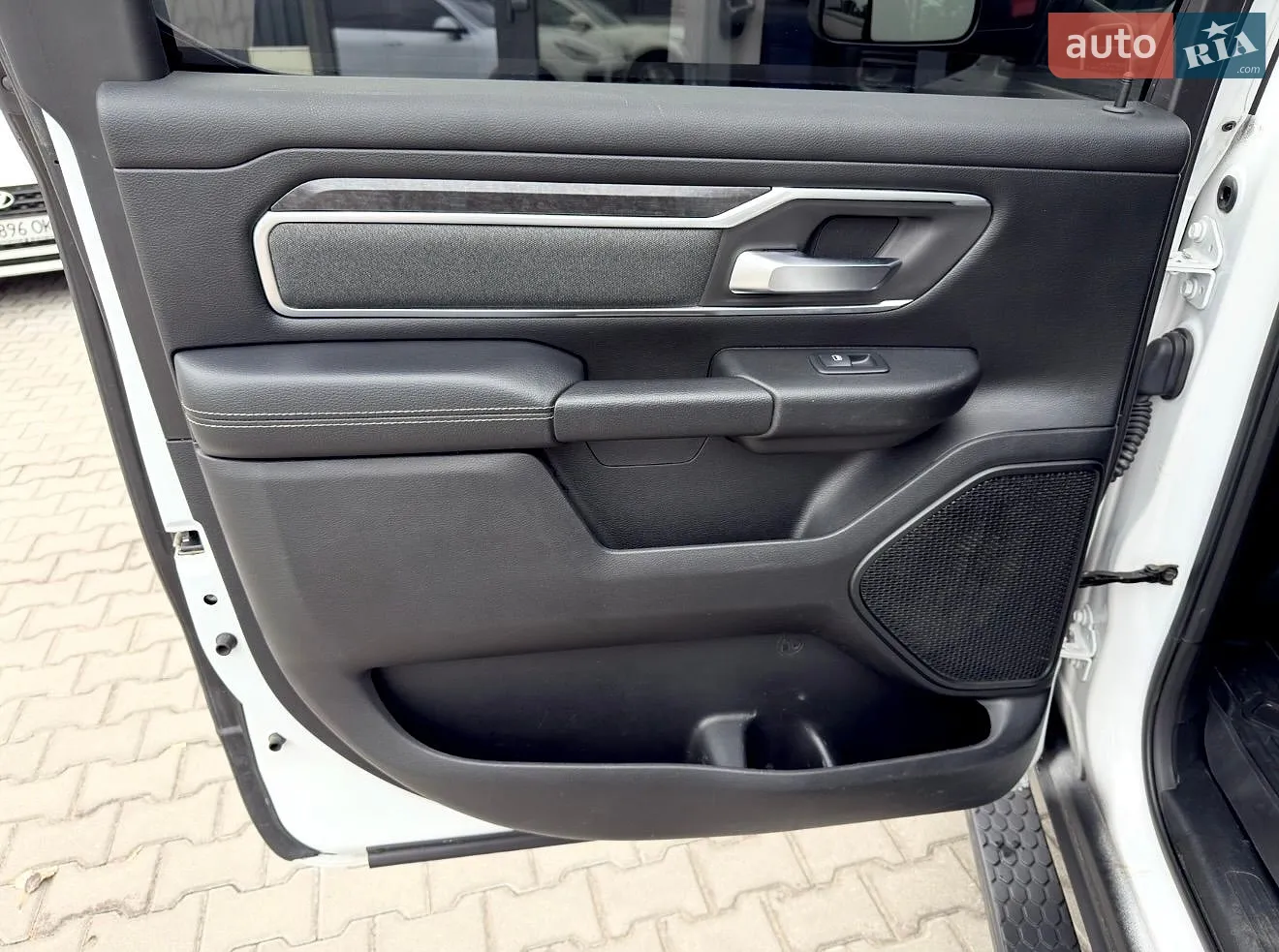 2019 Dodge RAM - мініатюра 30