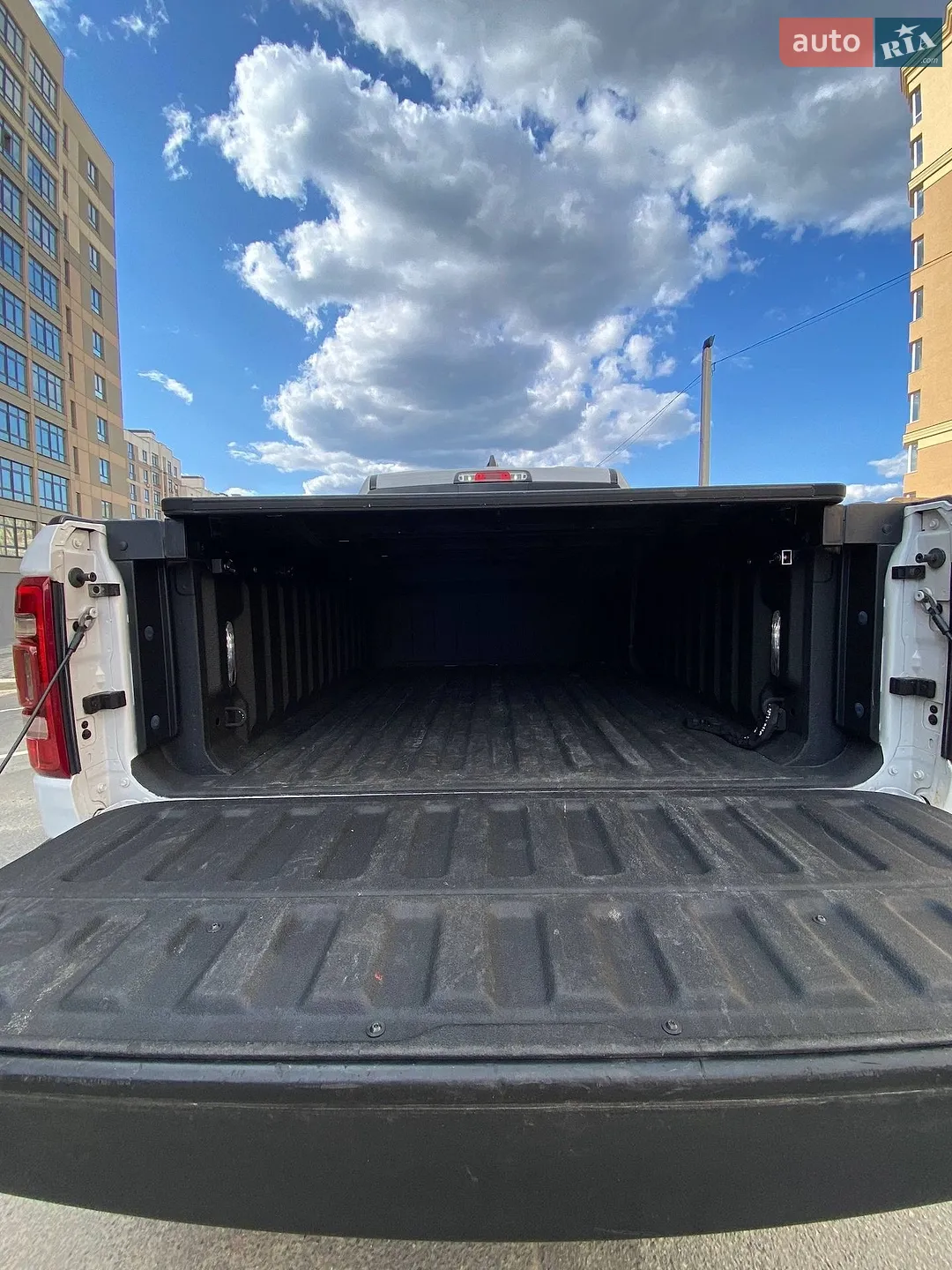 2019 Dodge RAM - мініатюра 9