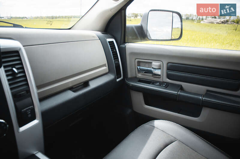 Інші вантажівки Dodge RAM 2500 2010 в Києві
