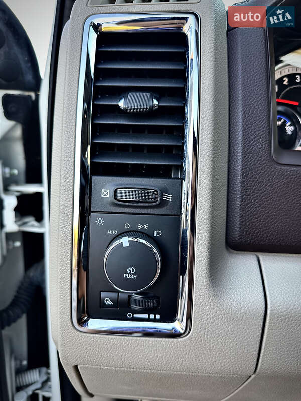 Пікап Dodge RAM 3500 2018 в Дніпрі фото 12 Пікап Dodge RAM 3500 2018 в Дніпрі