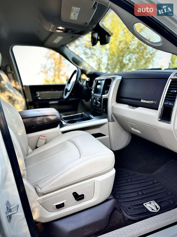 Пікап Dodge RAM 3500 2018 в Дніпрі фото 19 Пікап Dodge RAM 3500 2018 в Дніпрі