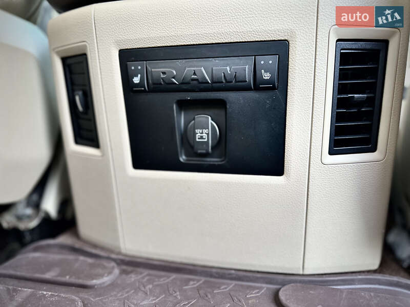 Пікап Dodge RAM 3500 2018 в Дніпрі фото 34 Пікап Dodge RAM 3500 2018 в Дніпрі