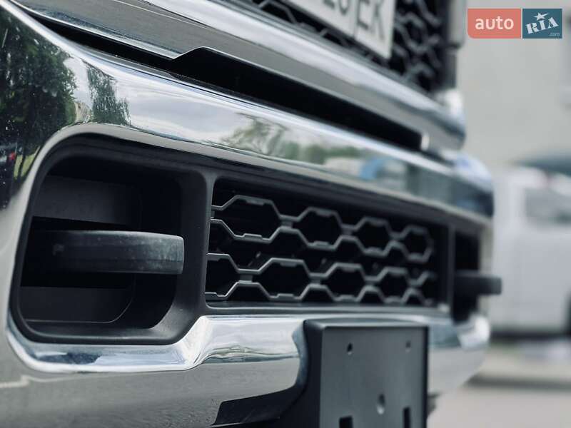 Пикап Dodge RAM 3500 2018 в Ивано-Франковске