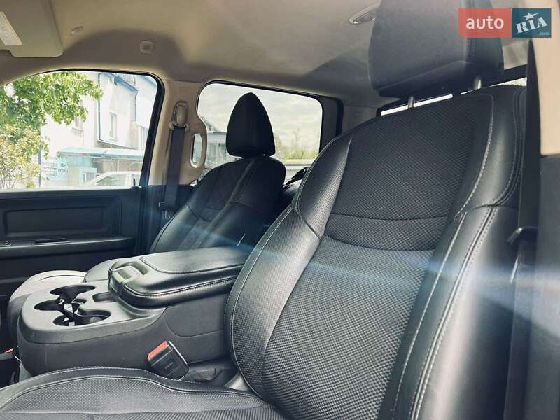 Пикап Dodge RAM 3500 2018 в Ивано-Франковске