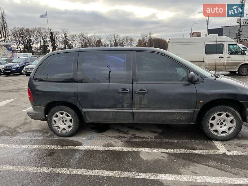 Минивэн Dodge Ram Van 2000 в Киеве