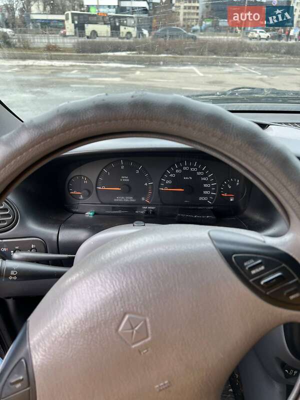 Минивэн Dodge Ram Van 2000 в Киеве