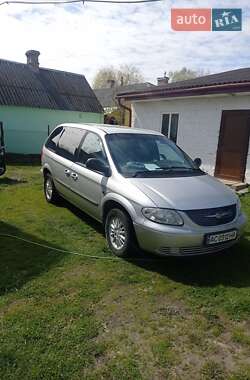 Минивэн Dodge Ram Van 2002 в Турийске