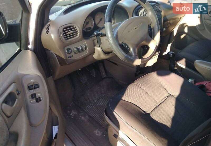Мінівен Dodge Ram Van 2003 в Білгороді-Дністровському фото 4 Мінівен Dodge Ram Van 2003 в Білгороді-Дністровському