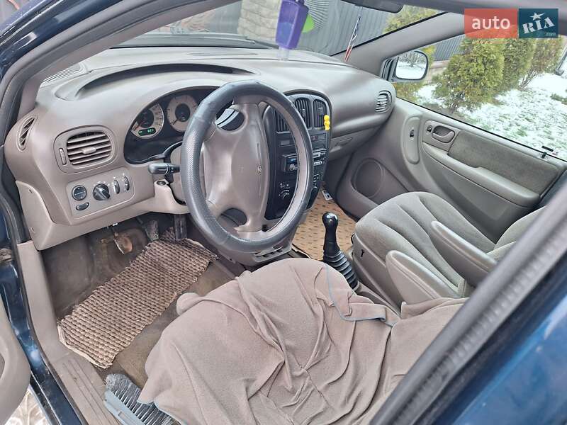 Мінівен Dodge Ram Van 2002 в Переяславі