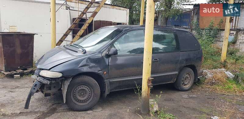 Минивэн Dodge Ram Van 1999 в Днепре