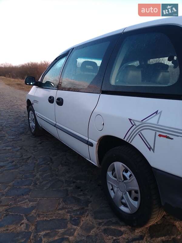 Минивэн Dodge Ram Van 2000 в Костополе