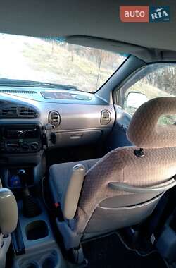 Минивэн Dodge Ram Van 2000 в 