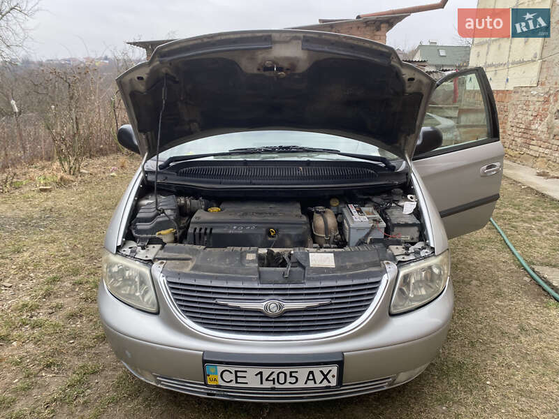 Минивэн Dodge Ram Van 2003 в Черновцах