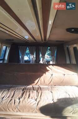 Минивэн Dodge Ram Van 1990 в 