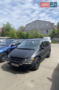 Минивэн Dodge Ram Van 1999 в Киеве