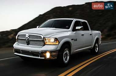 Пикап Dodge Ram Van 2015 в Подволочиске