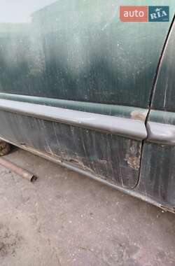 Минивэн Dodge Ram Van 1998 в Ичне