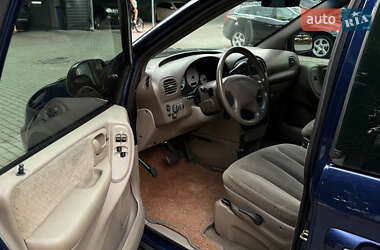 Минивэн Dodge Ram Van 2003 в 