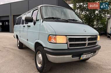 Минивэн Dodge Ram Van 1996 в 