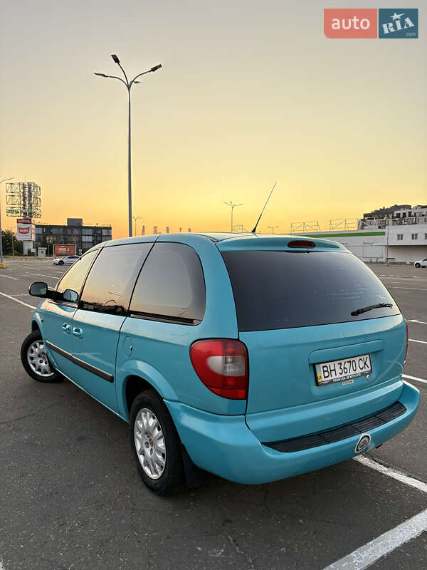 Минивэн Dodge Ram Van 2004 в Одессе