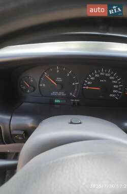 Минивэн Dodge Ram Van 1998 в 
