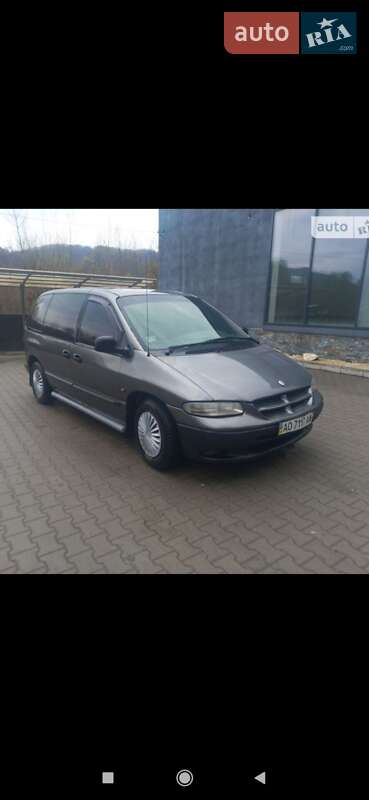 Мінівен Dodge Ram Van 2000 в Кам'янець-Подільському фото 2 Мінівен Dodge Ram Van 2000 в Кам'янець-Подільському