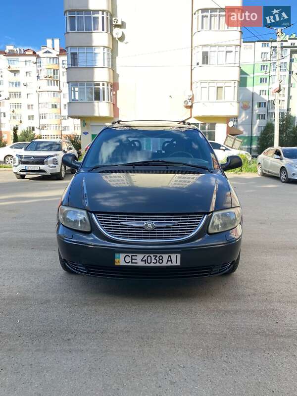 Мінівен Dodge Ram Van 2002 в Чернівцях