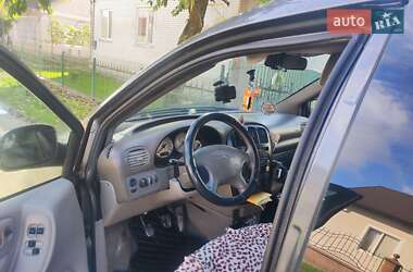 Мінівен Dodge Ram Van 2003 в Гусятині