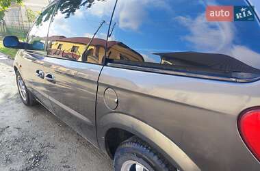 Мінівен Dodge Ram Van 2003 в Гусятині