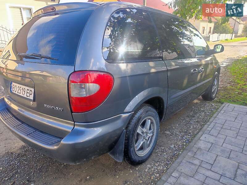 Мінівен Dodge Ram Van 2003 в Гусятині