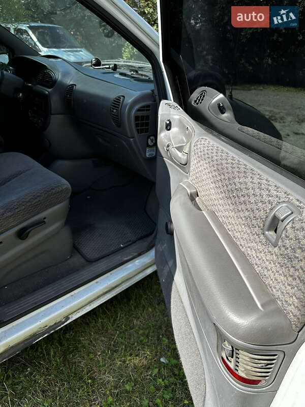 Минивэн Dodge Ram Van 2000 в Радивилове