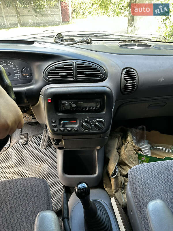 Минивэн Dodge Ram Van 2000 в Радивилове