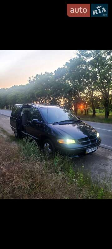 Минивэн Dodge Ram Van 1999 в Харькове