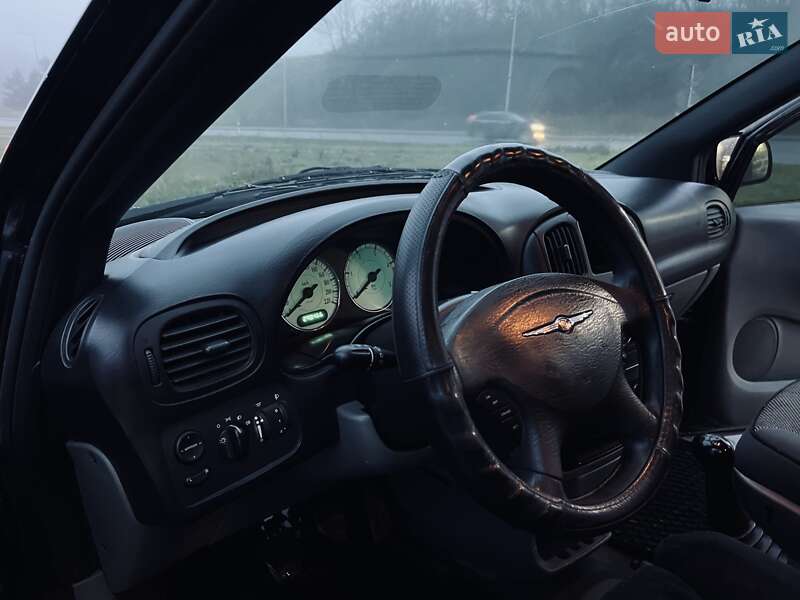 Мінівен Dodge Ram Van 2005 в Тернополі