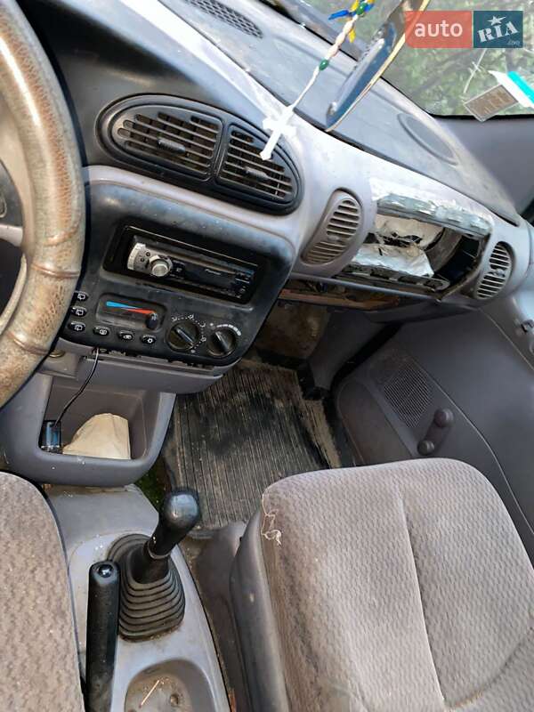 Минивэн Dodge Ram Van 1998 в Самборе фото 11 Минивэн Dodge Ram Van 1998 в Самборе