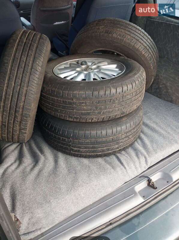 Мінівен Dodge Ram Van 2000 в Чернігові