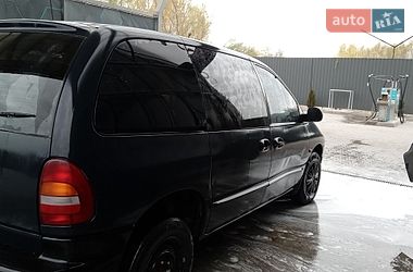 Мінівен Dodge Ram Van 2000 в Умані