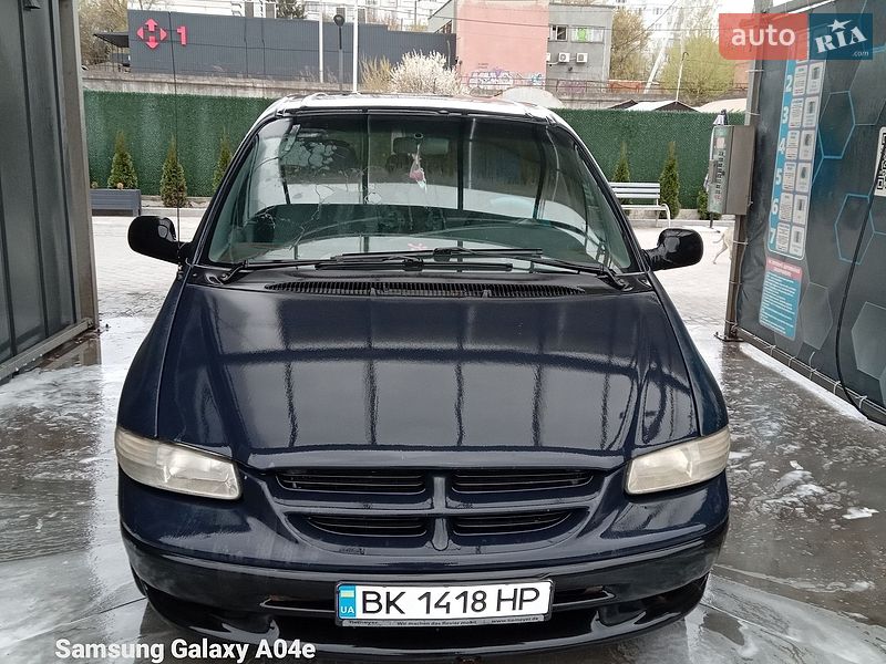 Мінівен Dodge Ram Van 2000 в Умані фото Мінівен Dodge Ram Van 2000 в Умані