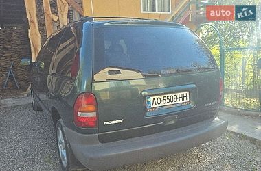 Минивэн Dodge Ram Van 2001 в Виноградове