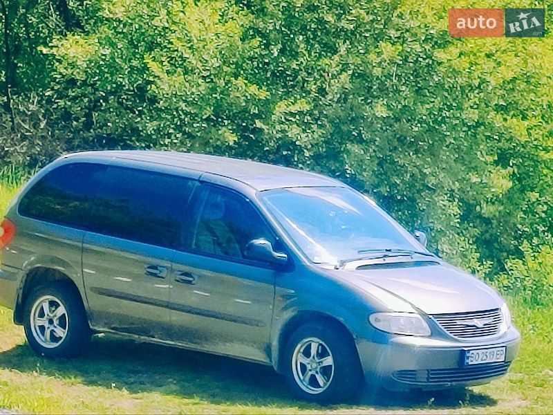 Dodge Ram Van 2003