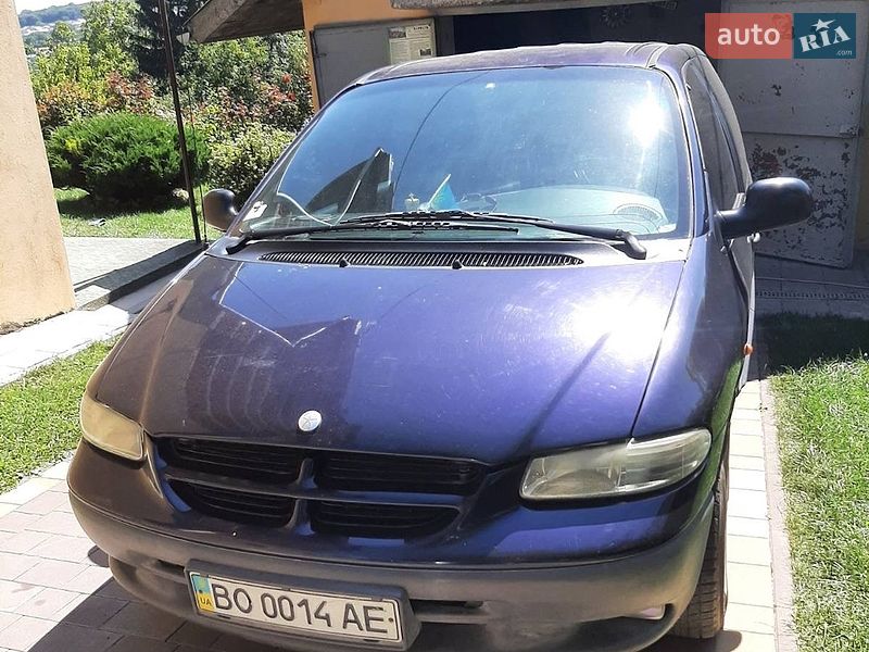Dodge Ram Van 1998