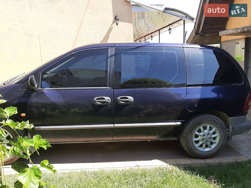 Минивэн Dodge Ram Van 1998 в Збараже