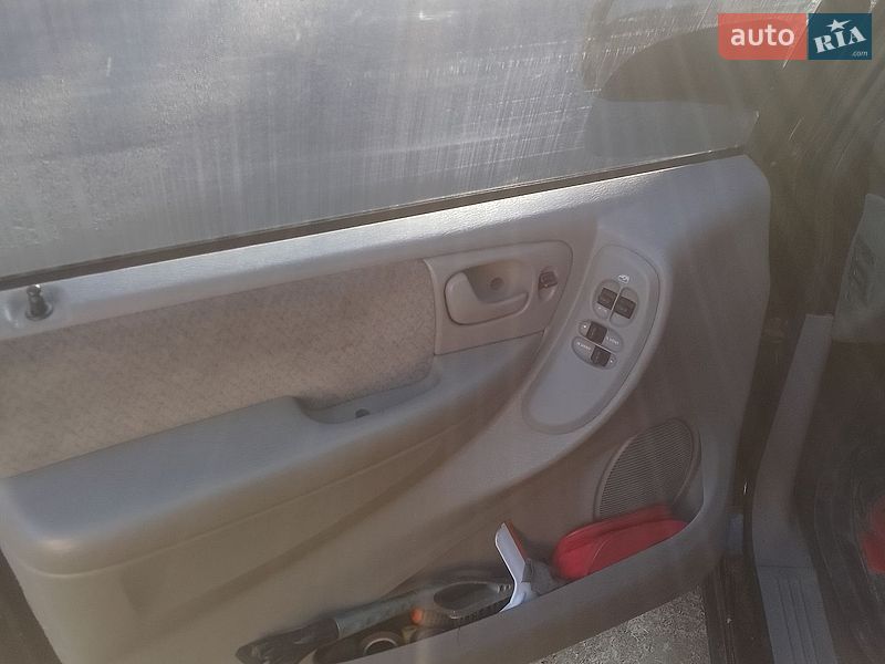 Мінівен Dodge Ram Van 2003 в Рівному