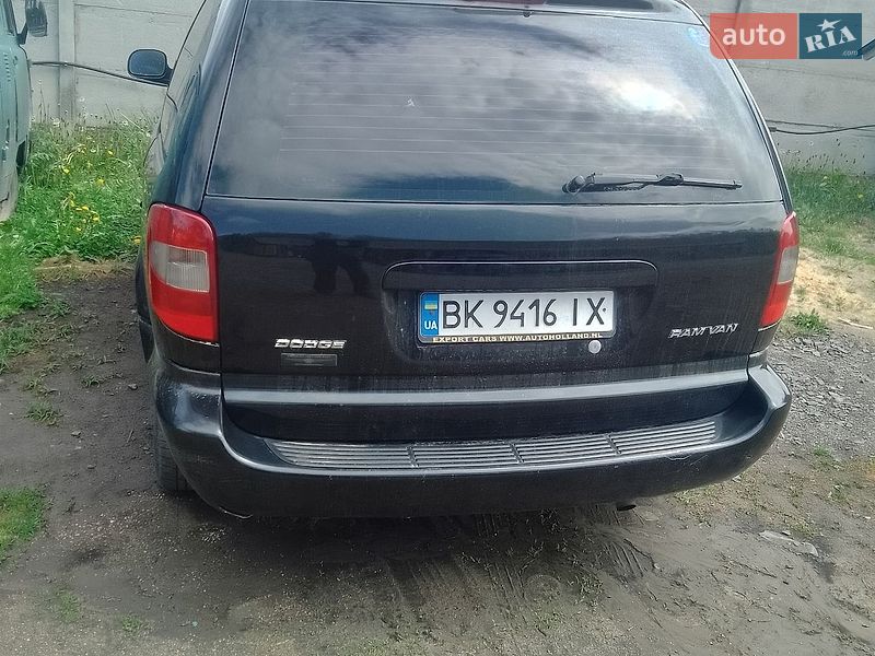 Мінівен Dodge Ram Van 2003 в Рівному